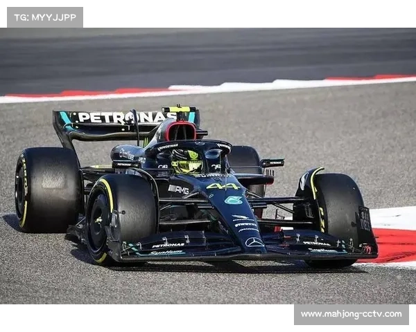 梅奔长距离节奏回升，汉密尔顿称W14赛车找到调校方向