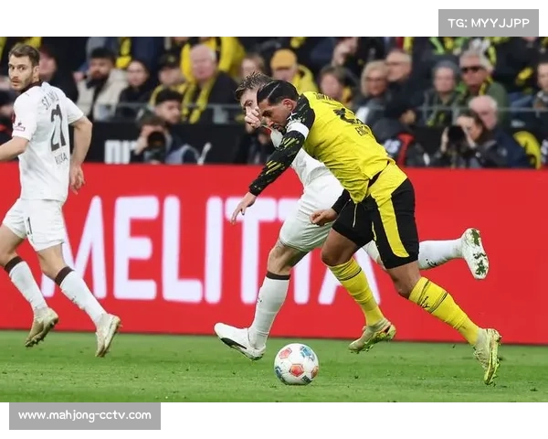 多特蒙德球员阿德耶米状态起伏，续约谈判进行中